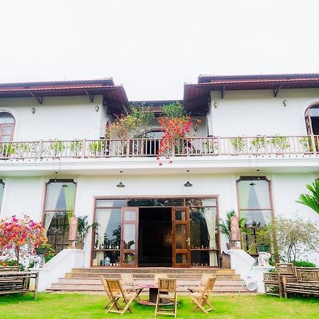 Nha Duoi Hotel Son Tay Екстериор снимка