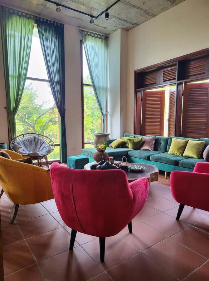 Nha Duoi Hotel Son Tay Екстериор снимка